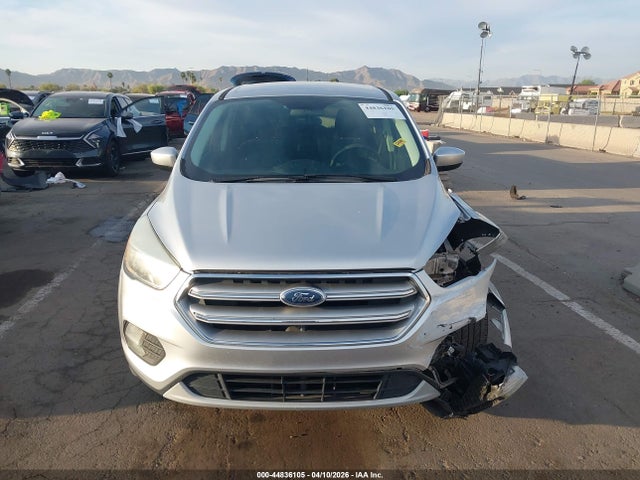 1FMCU0GD1HUA15052 Ford ESCAPE SE
