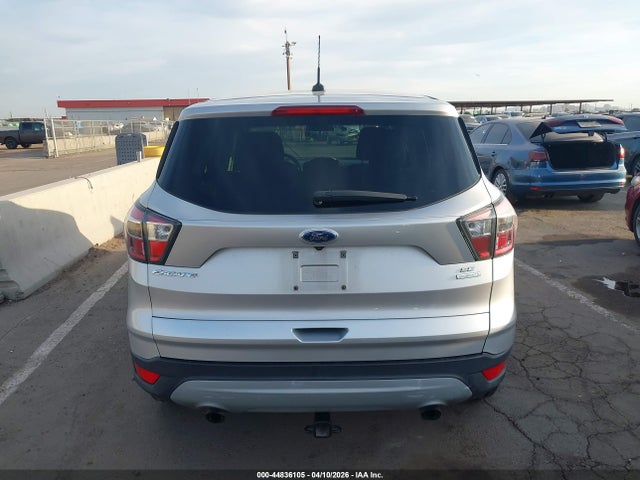 1FMCU0GD1HUA15052 Ford ESCAPE SE