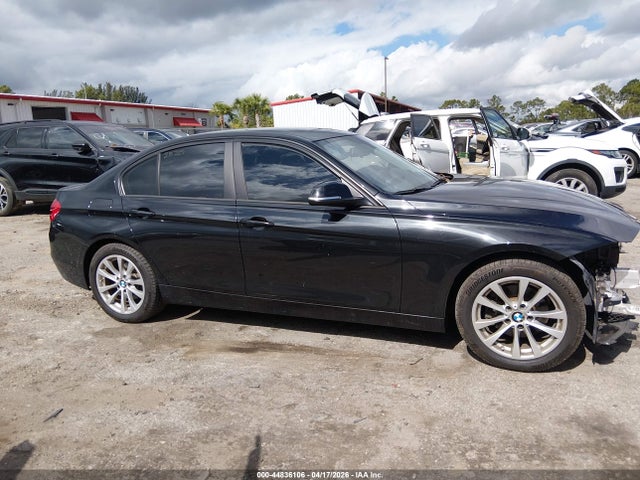 Продажа на аукционе авто 2017 Bmw 320i, vin: WBA8E1G35HNU17698, номер лота: 44836106