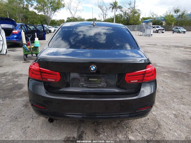 Продажа на аукционе авто 2017 Bmw 320i, vin: WBA8E1G35HNU17698, номер лота: 44836106