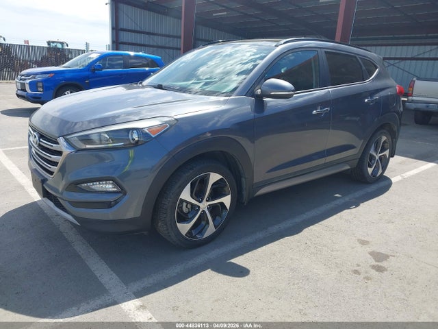 2017 HYUNDAI TUCSON KM8J33A23HU344922 Photo 1