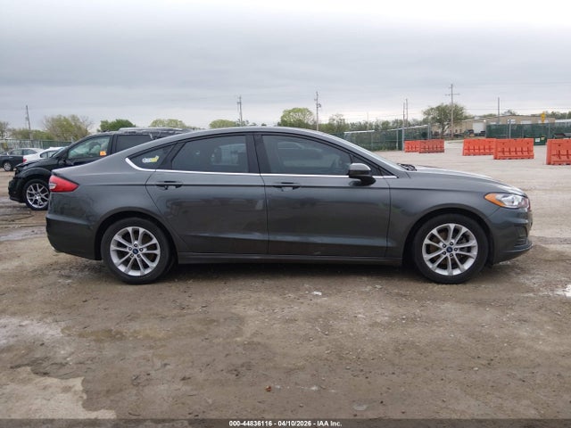 3FA6P0HD2LR246409 Ford FUSION SE