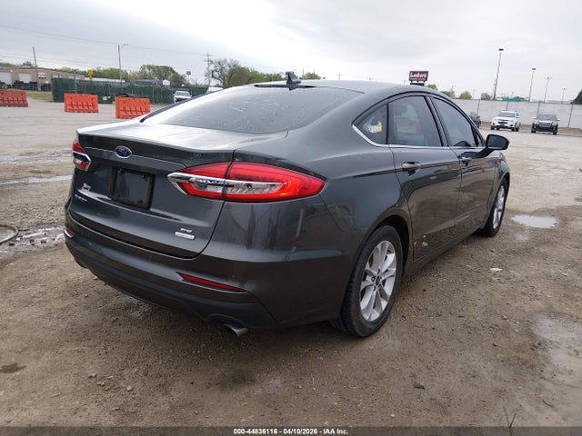 3FA6P0HD2LR246409 Ford FUSION SE