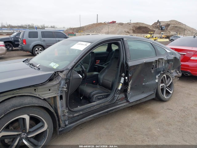 Продаж на аукціоні авто 2018 Honda Accord Sport, vin: 1HGCV1F30JA148698, номер лоту: 44836128