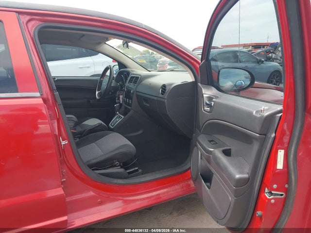 44836132 :رقم المزاد ، 1B3CB4HAXAD607370 vin ، 2010 Dodge Caliber Sxt مزاد بيع