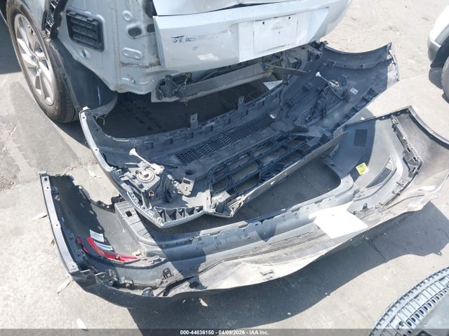 KM8J23A41GU089478 Hyundai TUCSON SE
