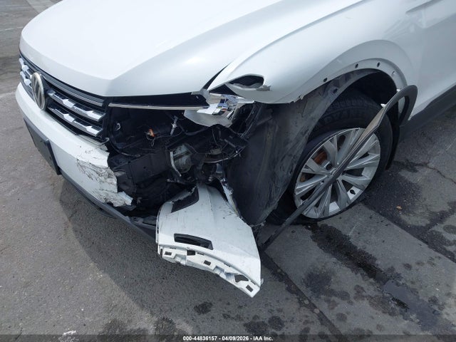 44836157 :رقم المزاد ، 3VV1B7AX5KM177762 vin ، 2019 Volkswagen Tiguan 2.0t S مزاد بيع