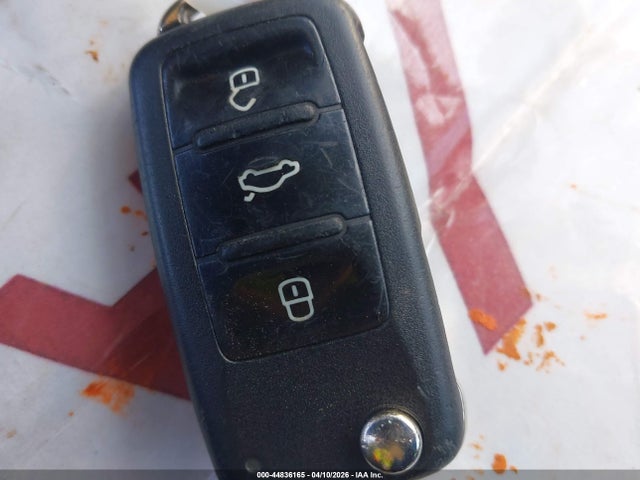 44836165 :رقم المزاد ، 3VWBX7AJ2BM017996 vin ، 2011 Volkswagen Jetta 2.5l Se مزاد بيع