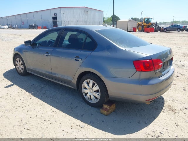 44836165 :رقم المزاد ، 3VWBX7AJ2BM017996 vin ، 2011 Volkswagen Jetta 2.5l Se مزاد بيع