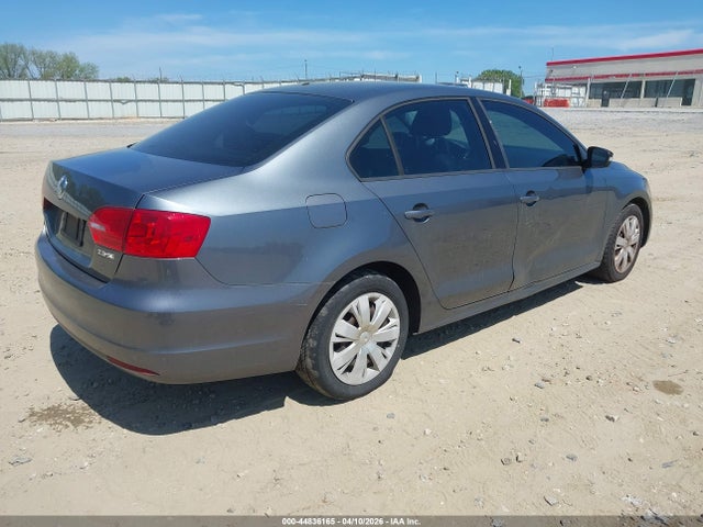 44836165 :رقم المزاد ، 3VWBX7AJ2BM017996 vin ، 2011 Volkswagen Jetta 2.5l Se مزاد بيع