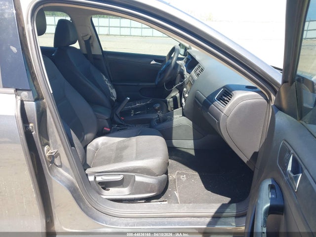 44836165 :رقم المزاد ، 3VWBX7AJ2BM017996 vin ، 2011 Volkswagen Jetta 2.5l Se مزاد بيع