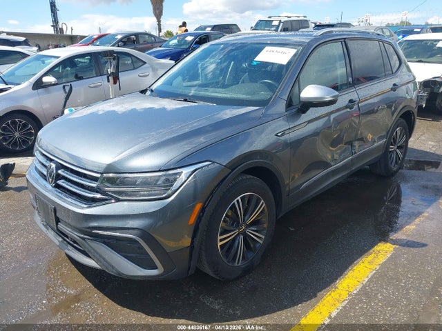 3VVAB7AX5RM224797 Volkswagen Tiguan 2.0t Wolfsburg Edition