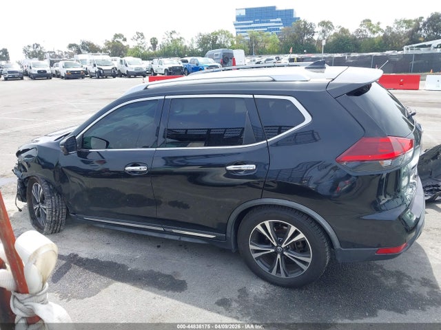 JN8AT2MT6JW464358 Nissan Rogue Sl