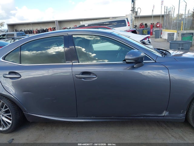 Lexus IS 300 2018 JTHBA1D2XJ5067134 Image 14