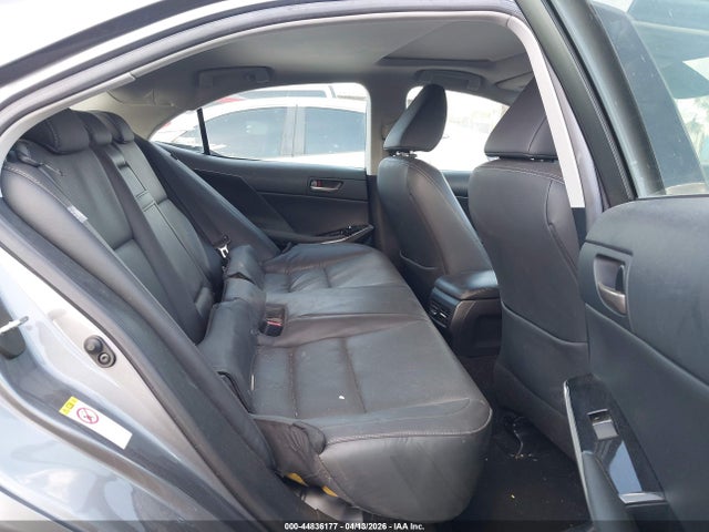 Lexus IS 300 2018 JTHBA1D2XJ5067134 Image 8