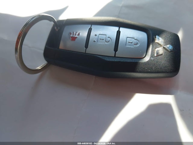 JA4J3TA88NZ015750 Mitsubishi Outlander Es 2.5 2wd