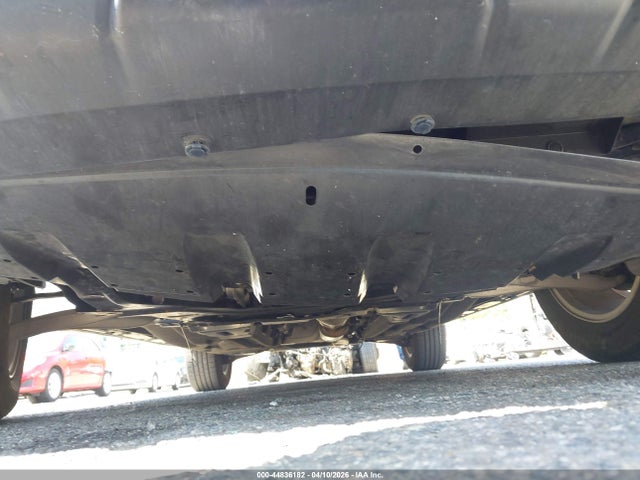 JA4J3TA88NZ015750 Mitsubishi Outlander Es 2.5 2wd