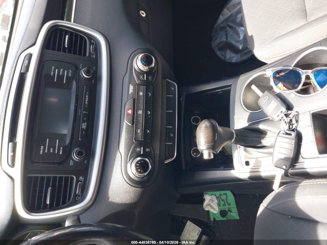5XYPG4A32GG140842 KIA Sorento 2.4l Lx