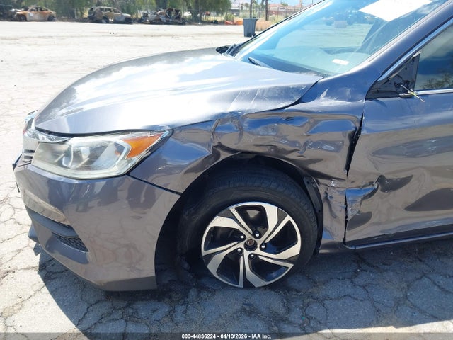 Honda ACCORD LX 2017 1HGCR2F33HA042525 Image 6