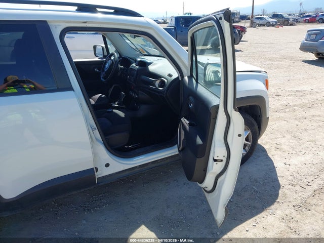ZACCJABBXHPE99734 Jeep Renegade Latitude Fwd