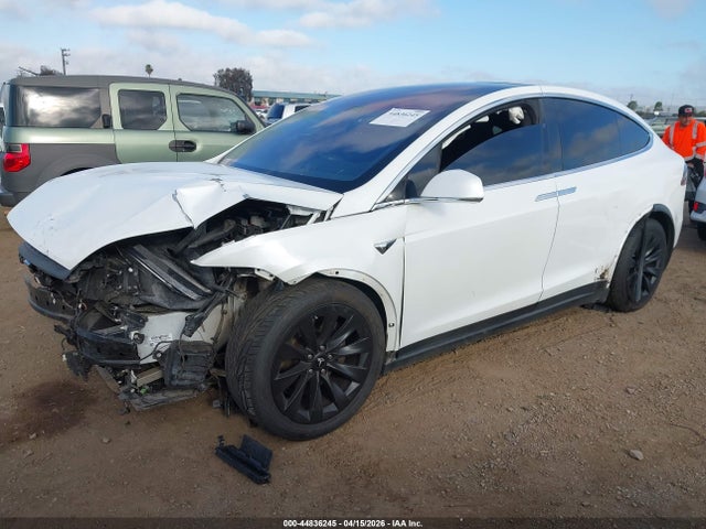 Продаж на аукціоні авто 2019 Tesla Model X, vin: 5YJXCAE28KF150450, номер лоту: 44836245