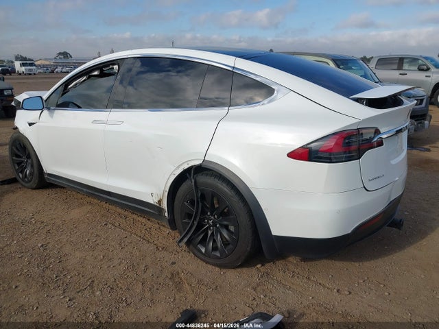 Продаж на аукціоні авто 2019 Tesla Model X, vin: 5YJXCAE28KF150450, номер лоту: 44836245