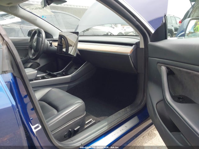 Продажа на аукционе авто 2020 Tesla Model 3 Long Range Dual Motor All-wheel Drive, vin: 5YJ3E1EB5LF717403, номер лота: 44836253