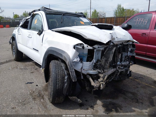 Продаж на аукціоні авто 2023 Toyota Tacoma Trd Off Road, vin: 3TMCZ5AN4PM611845, номер лоту: 44836254