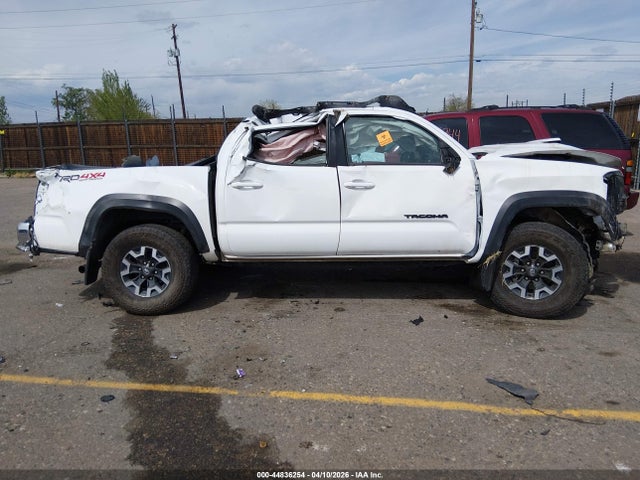 Продаж на аукціоні авто 2023 Toyota Tacoma Trd Off Road, vin: 3TMCZ5AN4PM611845, номер лоту: 44836254