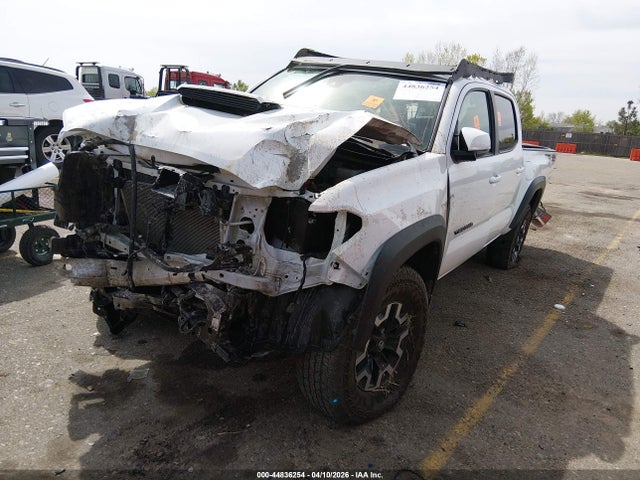 Продаж на аукціоні авто 2023 Toyota Tacoma Trd Off Road, vin: 3TMCZ5AN4PM611845, номер лоту: 44836254