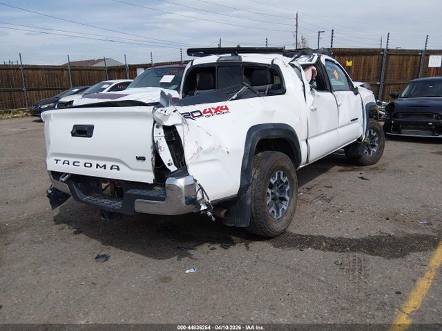 Продаж на аукціоні авто 2023 Toyota Tacoma Trd Off Road, vin: 3TMCZ5AN4PM611845, номер лоту: 44836254