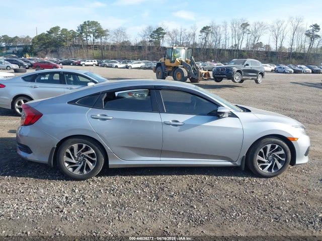 Продаж на аукціоні авто 2018 Honda Civic Ex, vin: 2HGFC2F78JH506966, номер лоту: 44836272