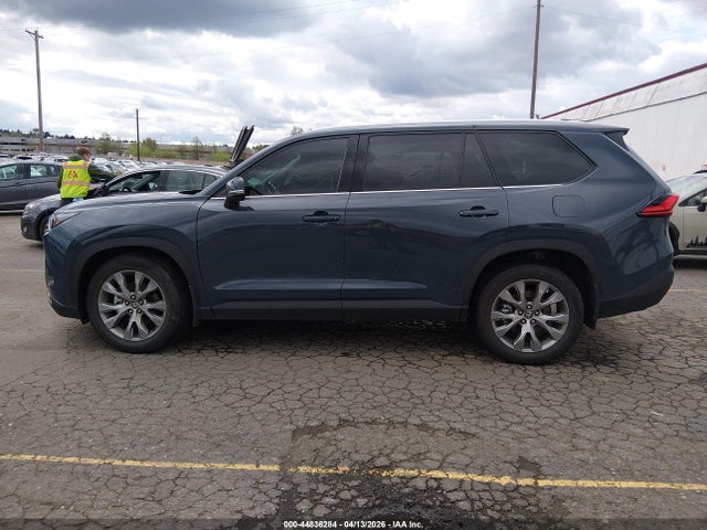 Toyota Grand Highlander Limited 2024 5TDAAAB55RS030766 Image 14