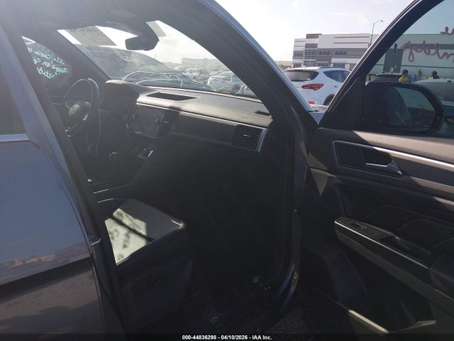 44836298 :رقم المزاد ، 1V2RE2CA5LC218221 vin ، 2020 Volkswagen Atlas Cross Sport 3.6l V6 Sel R-line مزاد بيع