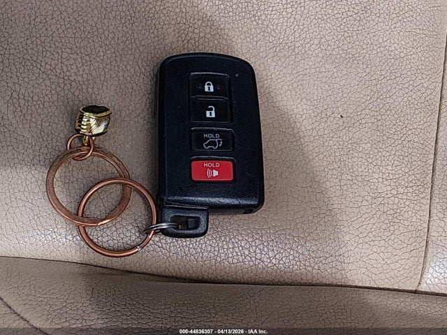 2015 Toyota Rav4 Limited მანქანა იყიდება აუქციონზე, vin: 2T3DFREV7FW363893, აუქციონის ნომერი: 44836307