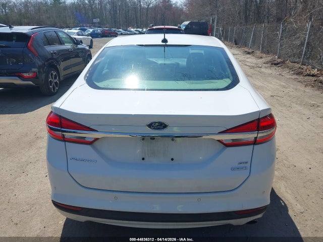 44836312 :رقم المزاد ، 3FA6P0HD3HR195784 vin ، 2017 Ford Fusion Se مزاد بيع