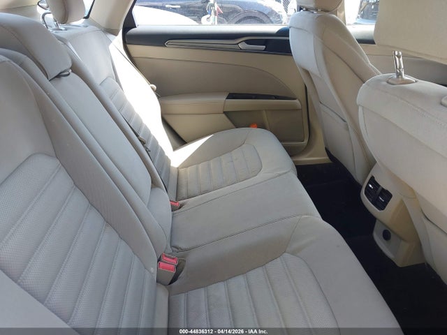 44836312 :رقم المزاد ، 3FA6P0HD3HR195784 vin ، 2017 Ford Fusion Se مزاد بيع