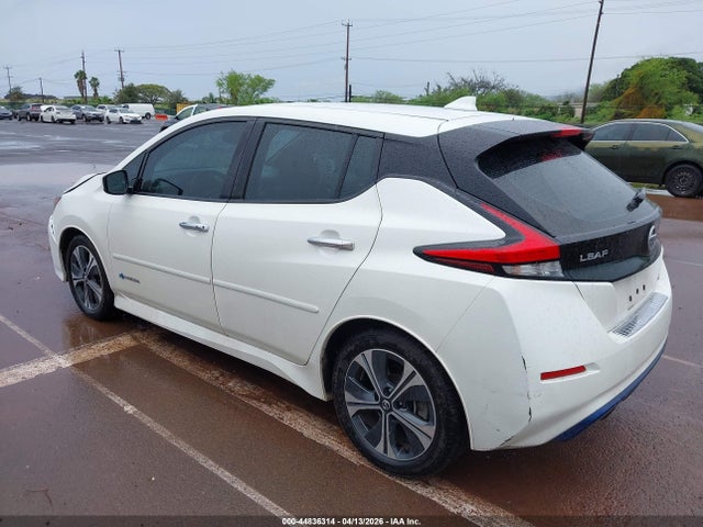 1N4AZ1CP7JC307096 Nissan LEAF SV