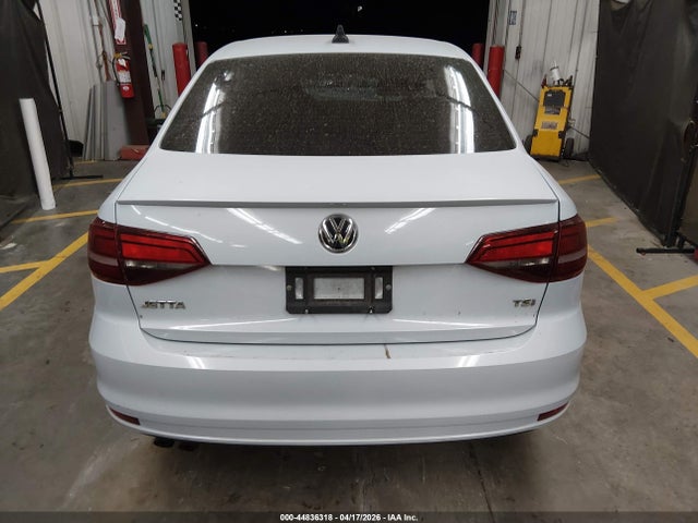 Aukcja sprzedaży 2017 Volkswagen Jetta 1.4t S, vin: 3VW2B7AJ5HM317023, numer aukcji: 44836318