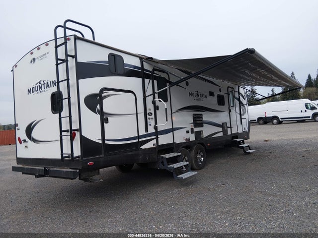 51W123327M1022066 Outdoors Rv Timber Ridge