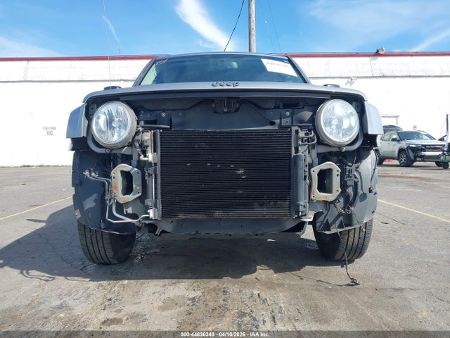 1C4NJRBB1HD114812 Jeep Patriot Sport Se 4x4