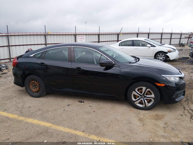 44836359 :رقم المزاد ، 19XFC2F59HE222586 vin ، 2017 Honda Civic Lx مزاد بيع