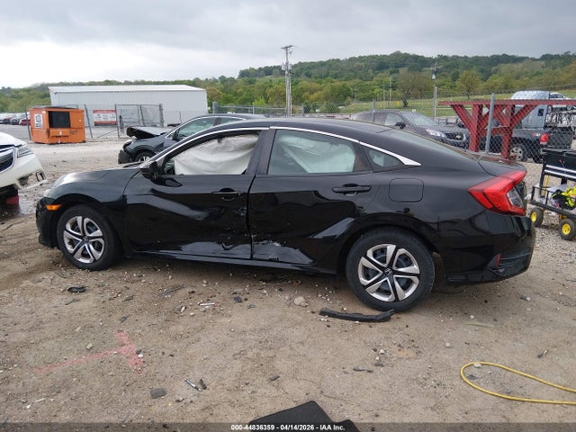 44836359 :رقم المزاد ، 19XFC2F59HE222586 vin ، 2017 Honda Civic Lx مزاد بيع