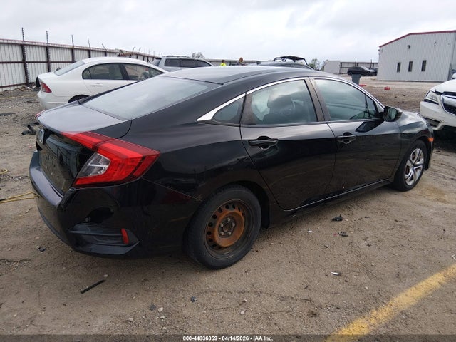 44836359 :رقم المزاد ، 19XFC2F59HE222586 vin ، 2017 Honda Civic Lx مزاد بيع