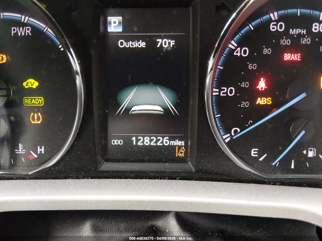 44836370 :رقم المزاد ، JTMRJREV6JD171438 vin ، 2018 Toyota Rav4 Hybrid Xle مزاد بيع