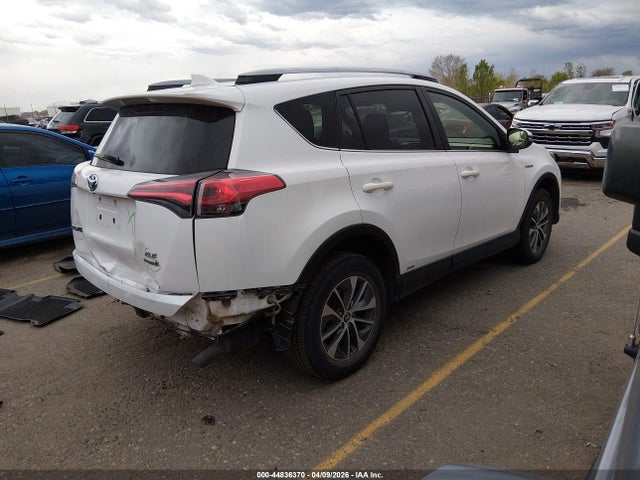 44836370 :رقم المزاد ، JTMRJREV6JD171438 vin ، 2018 Toyota Rav4 Hybrid Xle مزاد بيع