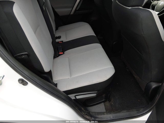 44836370 :رقم المزاد ، JTMRJREV6JD171438 vin ، 2018 Toyota Rav4 Hybrid Xle مزاد بيع