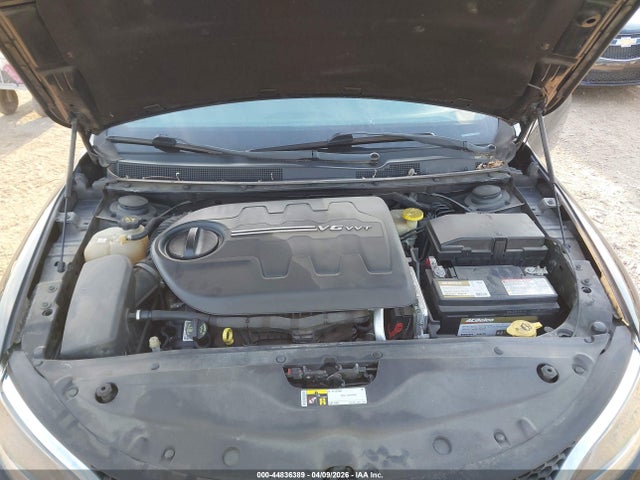 2016 CHRYSLER 200 1C3CCCCG3GN172359 Photo 9