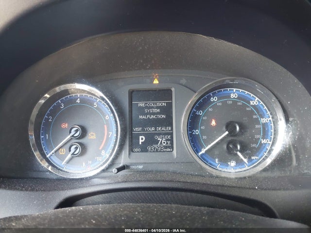 5YFBURHE7HP695659 Toyota COROLLA LE
