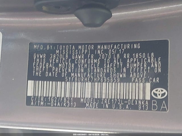 5YFBURHE7HP695659 Toyota COROLLA LE
